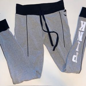 VICTORIA SECRET YOGA